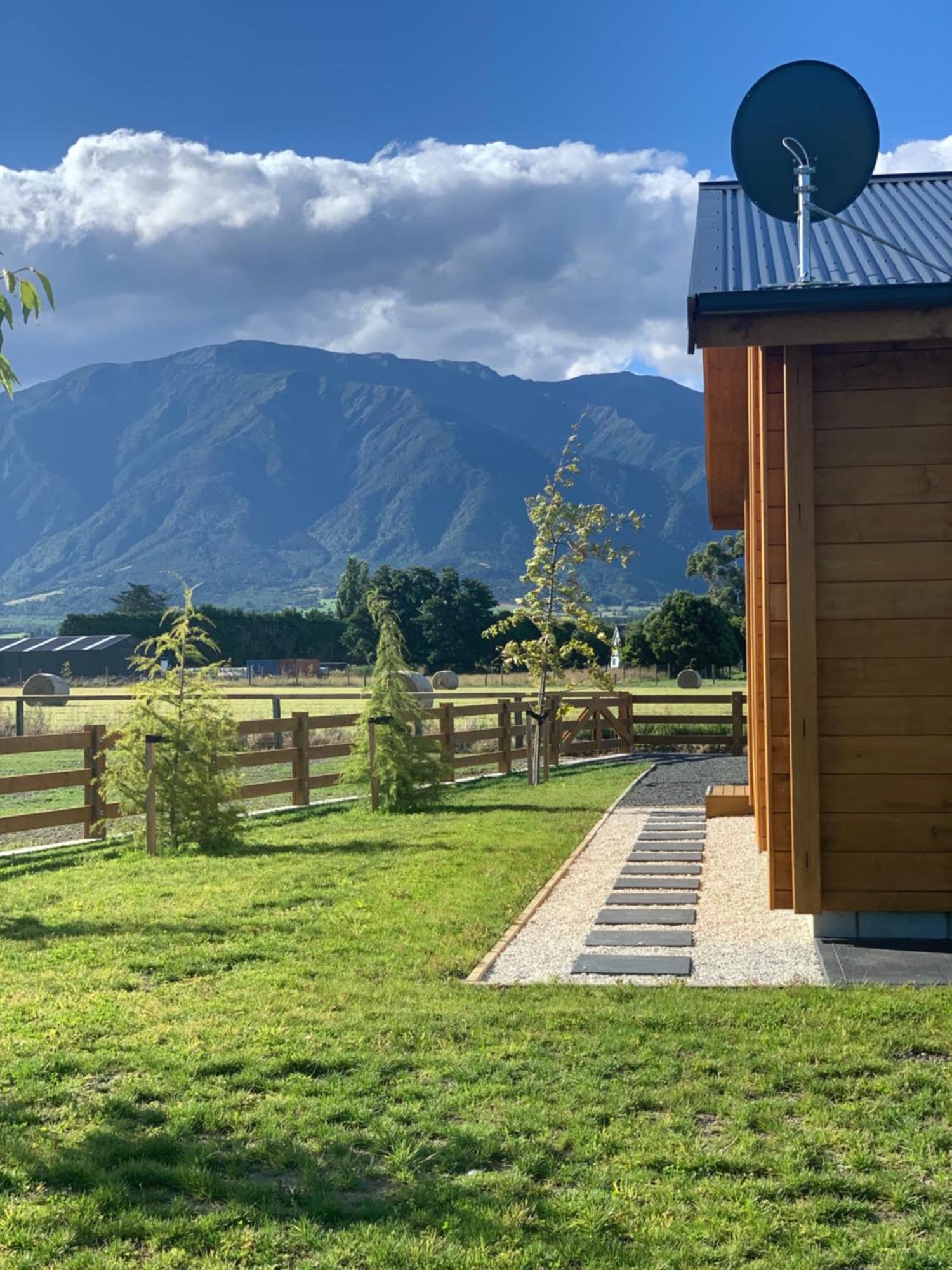 Deerbrooke Kaikoura Chalets - Chalet 1 Экстерьер фото