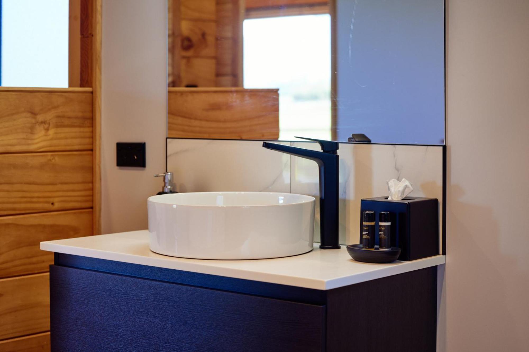 Deerbrooke Kaikoura Chalets - Chalet 1 Экстерьер фото
